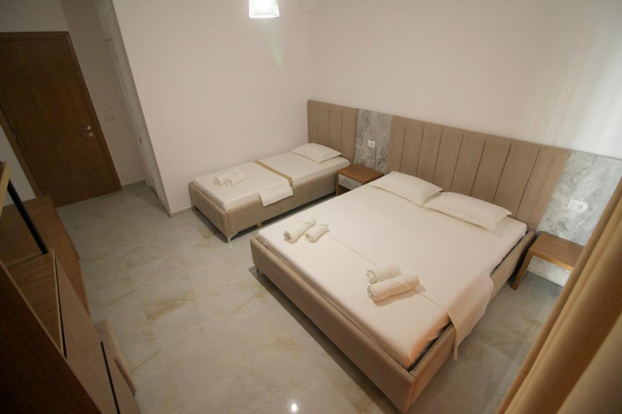 Hotel Four Islands Ksamil Bagian luar foto
