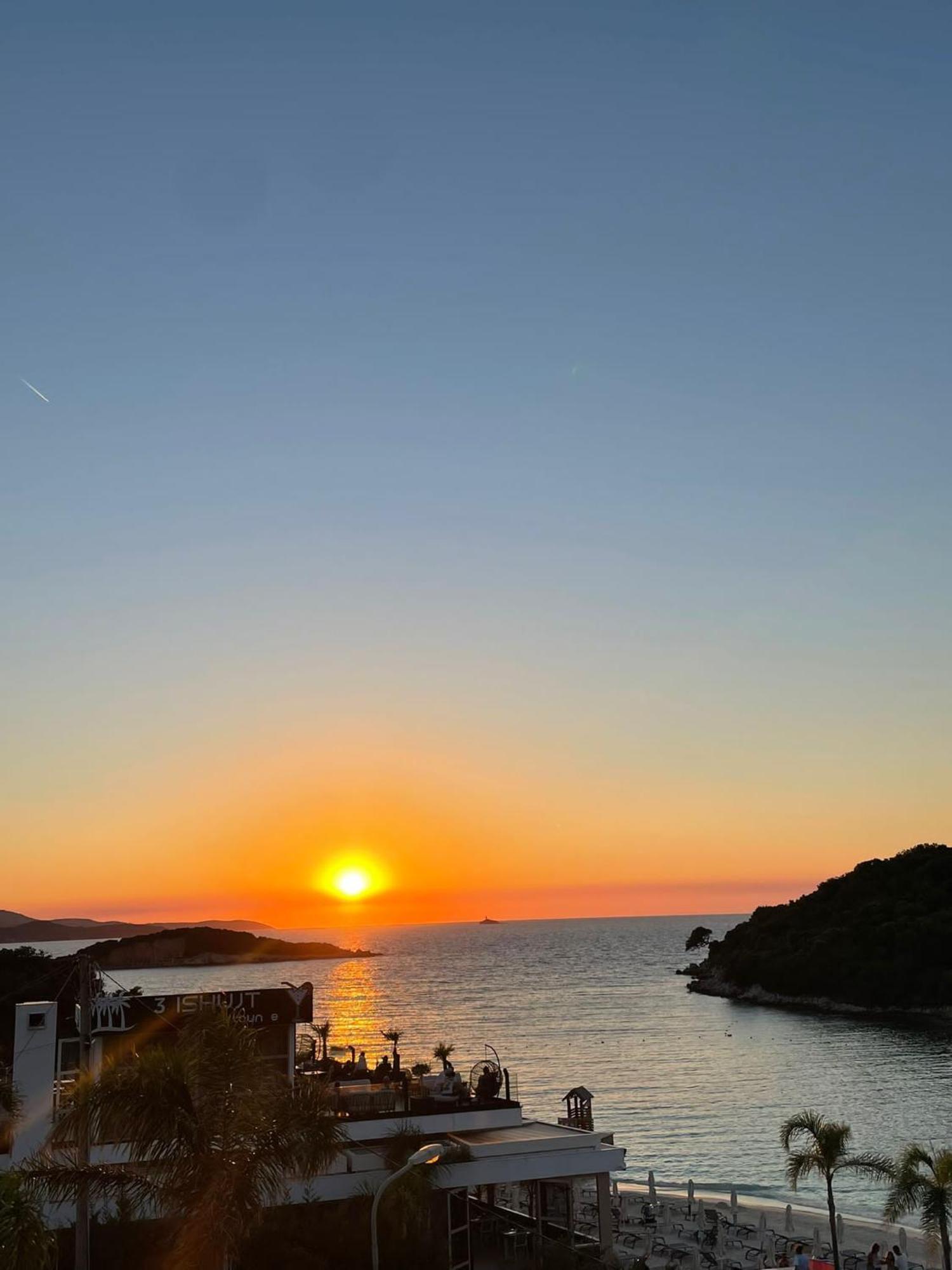 Hotel Four Islands Ksamil Bagian luar foto