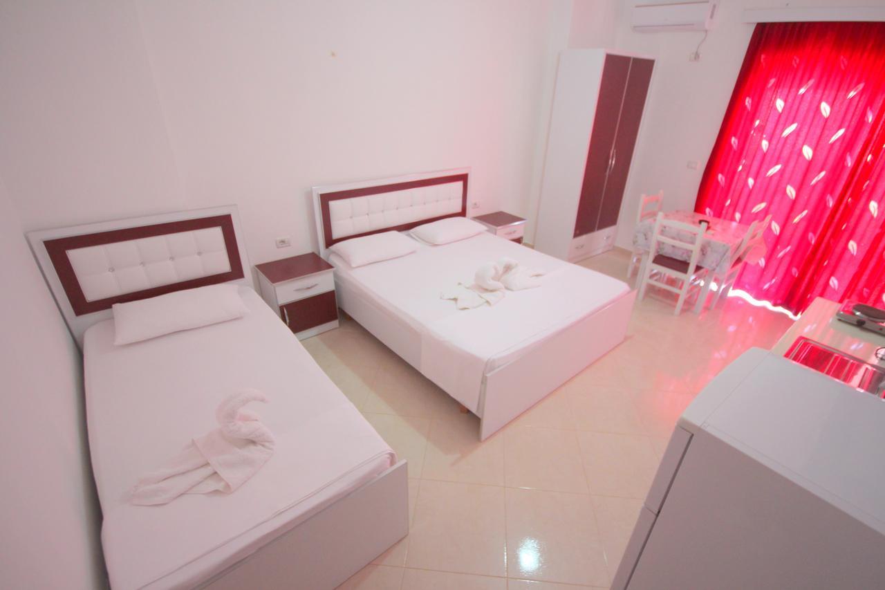 Hotel Four Islands Ksamil Bagian luar foto