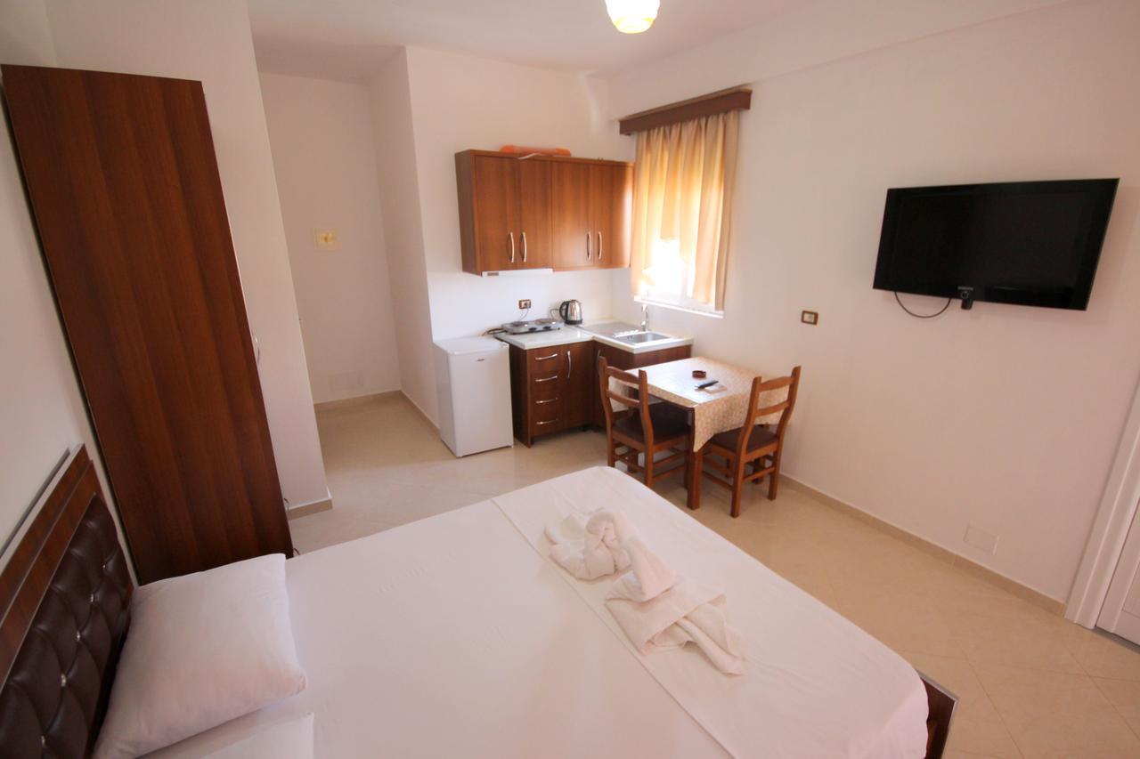 Hotel Four Islands Ksamil Bagian luar foto